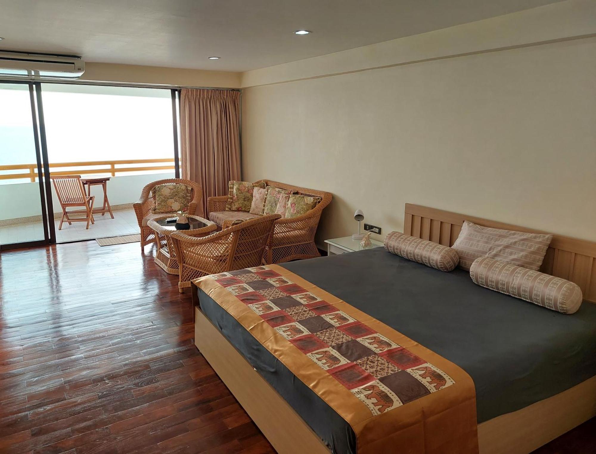 Sunshine Beach Condotel Na Chom Thian Exterior photo